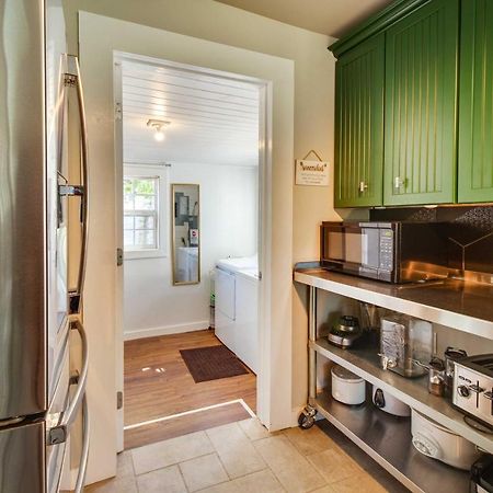 Charming Mountain Home Retreat Walk To Marina! Bagian luar foto