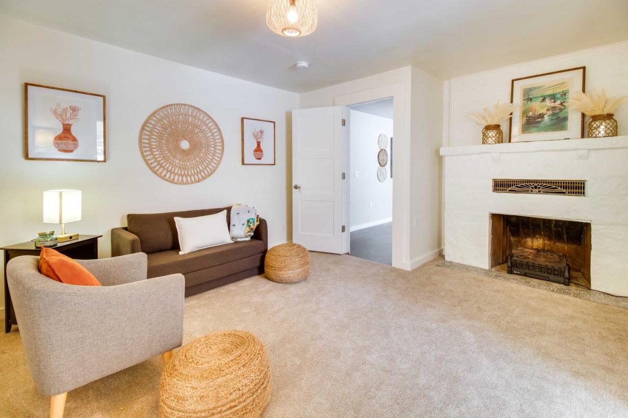 Charming Mountain Home Retreat Walk To Marina! Bagian luar foto
