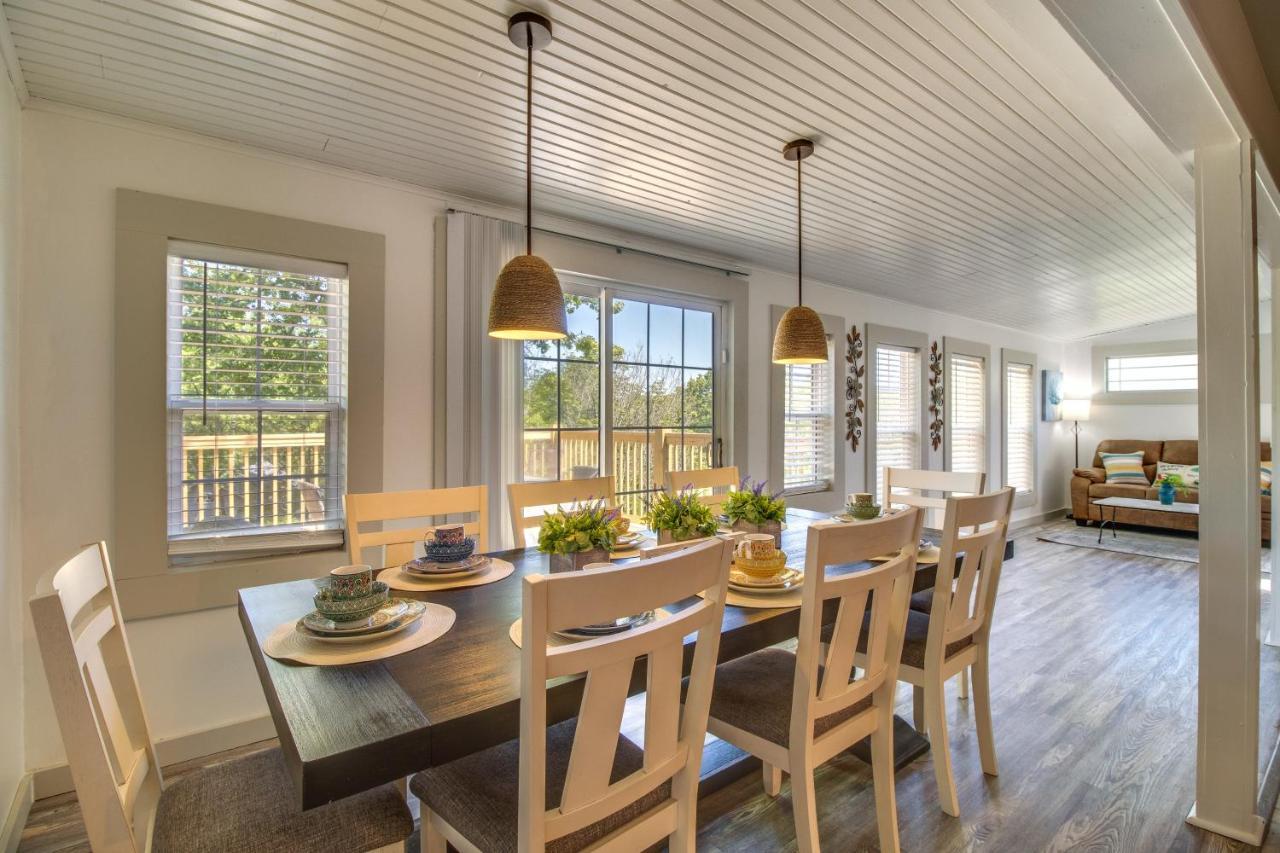 Charming Mountain Home Retreat Walk To Marina! Bagian luar foto